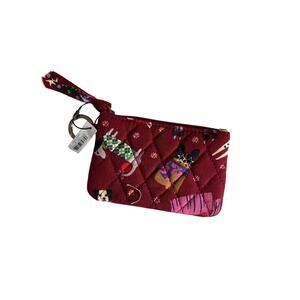 VERA BRADLEY essential wristlet in HOLIDAY HOUNDS - NEW